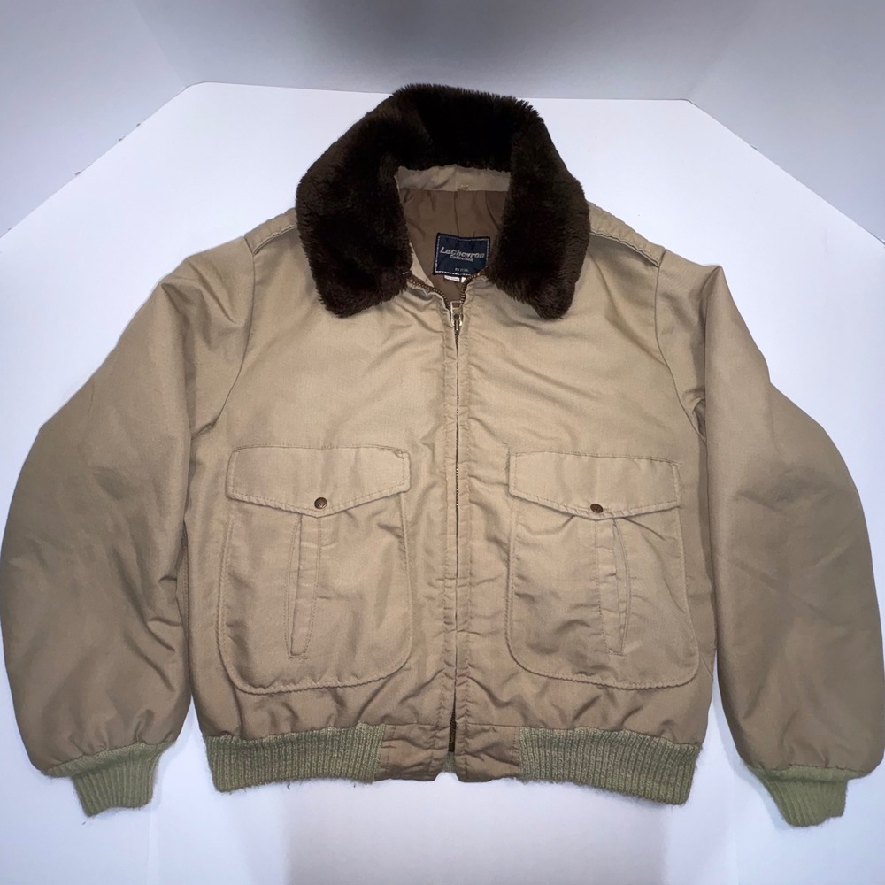 LeChevron Collection Mens Vintage Bomber Jacket Tan Faux Fur Collar Size 44 Zip